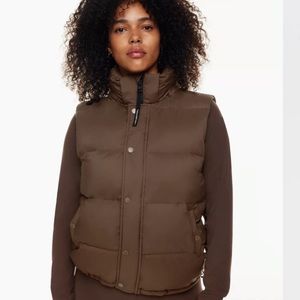 Aritzia Super Puff Vest